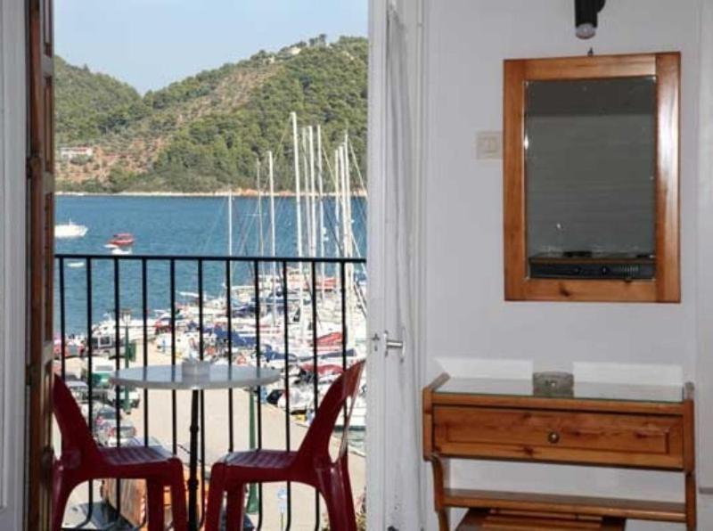 Hotel Christina İskados Dış mekan fotoğraf