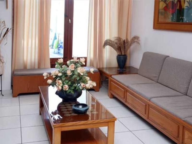 Hotel Christina İskados Dış mekan fotoğraf